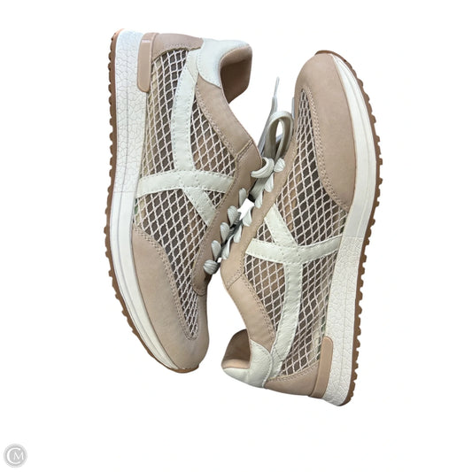 Shoes Sneakers By Dolce Vita In Tan, Size: 7.5