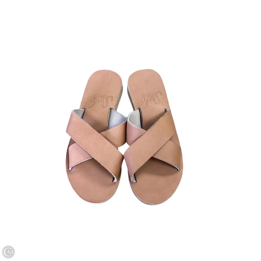 Sandals Flats By Cmc In Brown, Size: 6