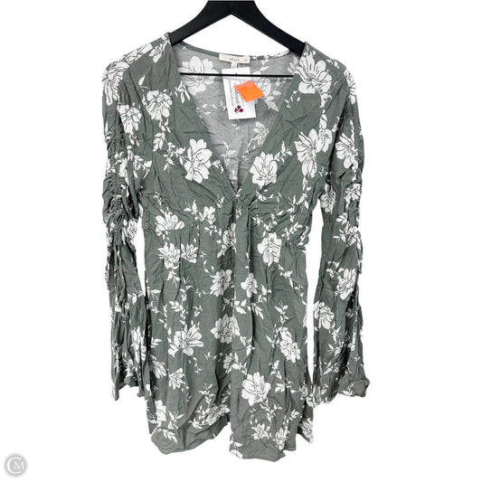 Dress Casual Short By Le Lis In Green & White, Size: S