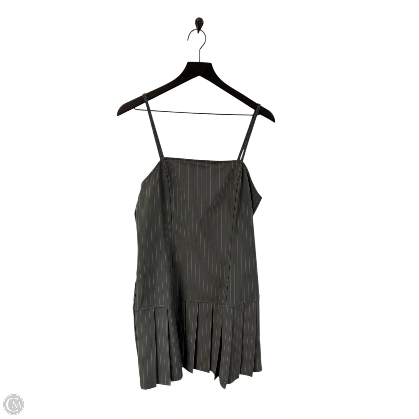 Dress Casual Short By Sincerely Jules In Grey, Size: L