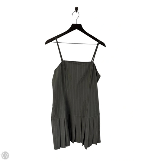 Dress Casual Short By Sincerely Jules In Grey, Size: L