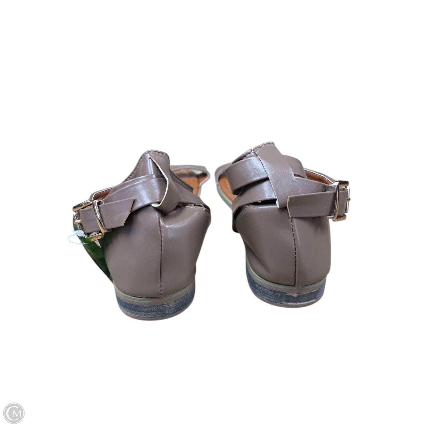 Sandals Flats By Clothes Mentor In Brown, Size: 8.5