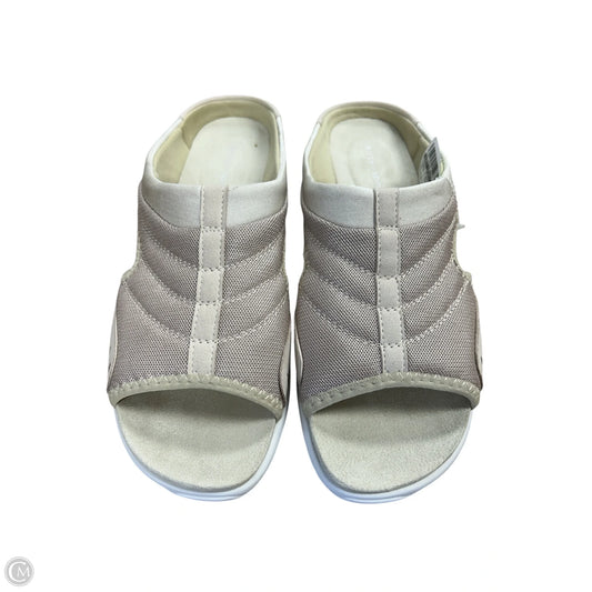 Sandals Flats By Easy Spirit In Cream, Size: 9