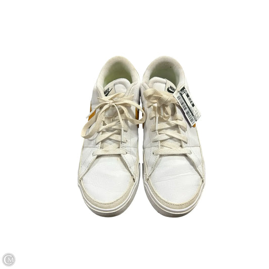 Shoes Sneakers By Nike In White & Yellow, Size: 8.5