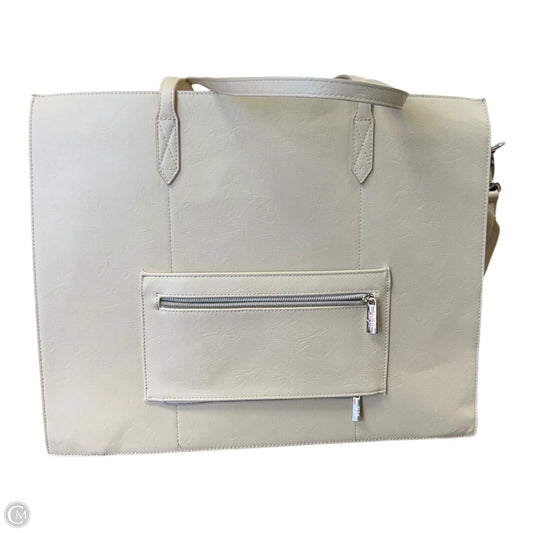 Tote By Cmb, Size: Large