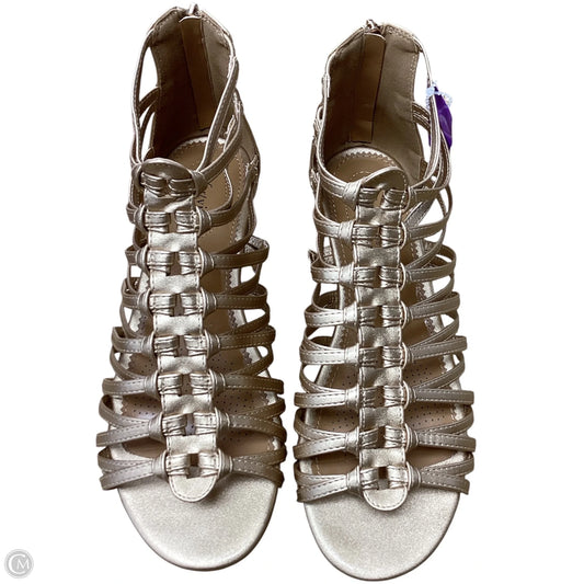 Sandals Flats By Comfortview In Gold, Size: 10