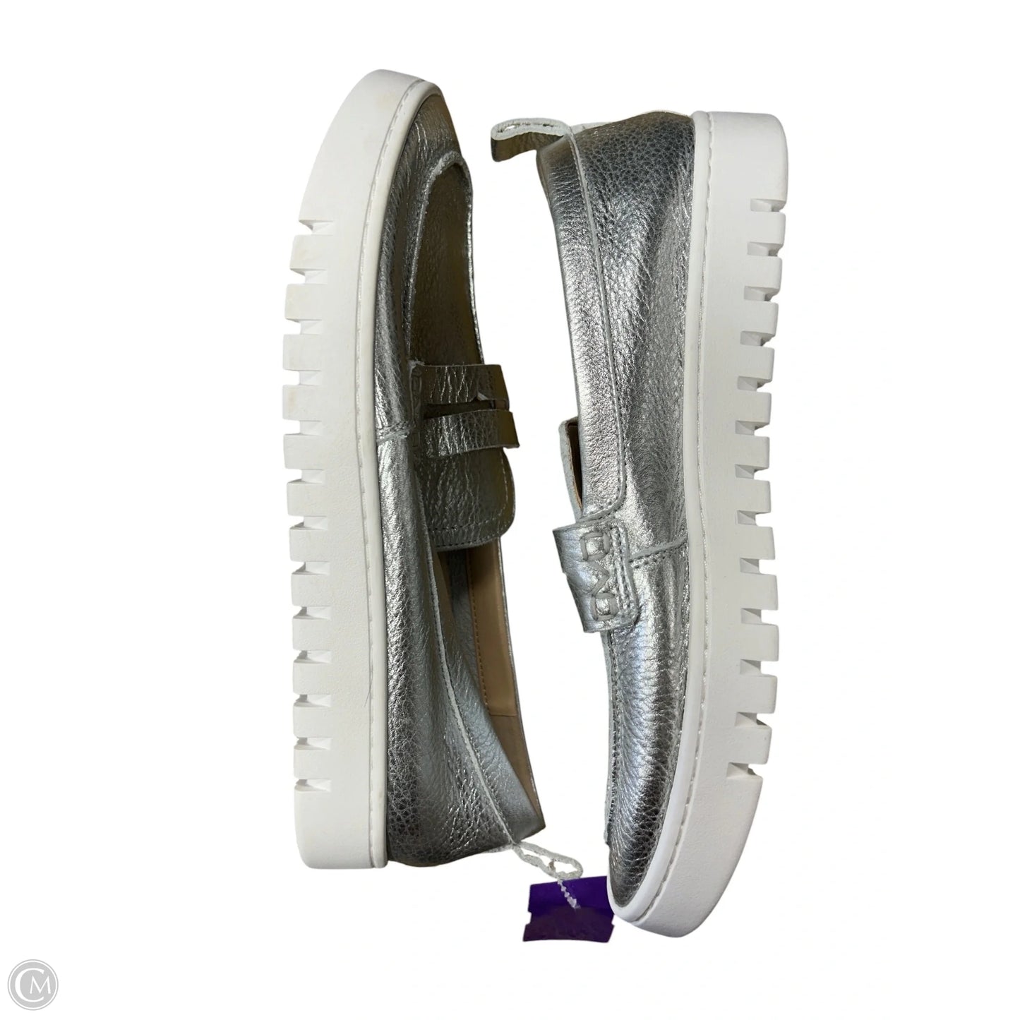 Shoes Flats By Vionic In Silver, Size: 9