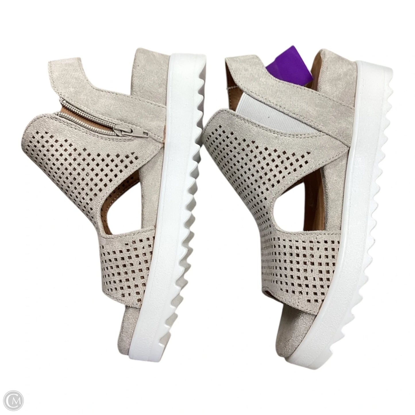 Sandals Heels Wedge By Very G In Grey, Size: 8
