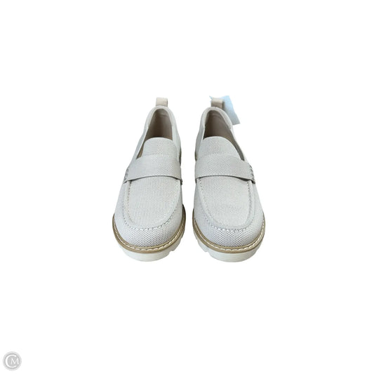 Shoes Flats By Taryn Rose In Tan, Size: 8