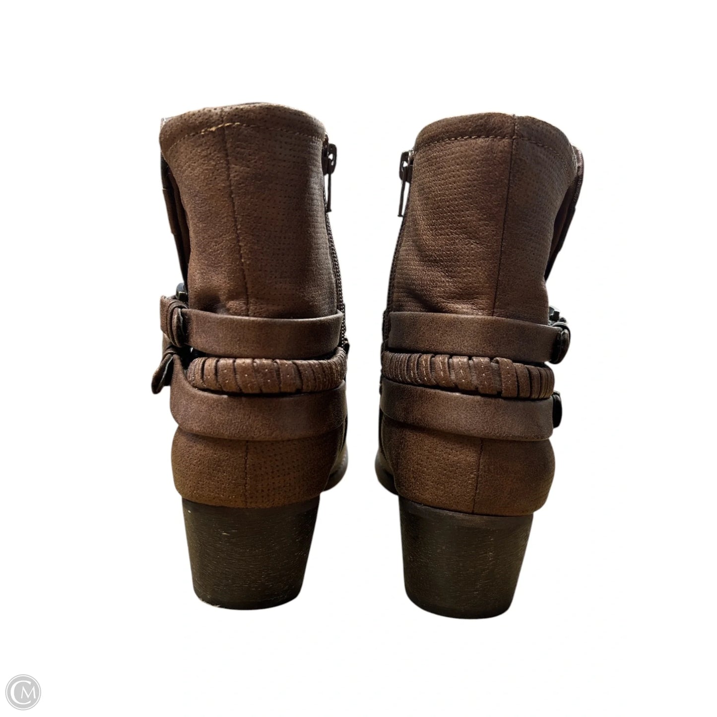 Boots Ankle Flats By Bare Traps In Brown, Size: 8