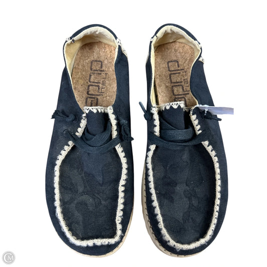 Shoes Flats By Hey Dude In Black, Size: 9