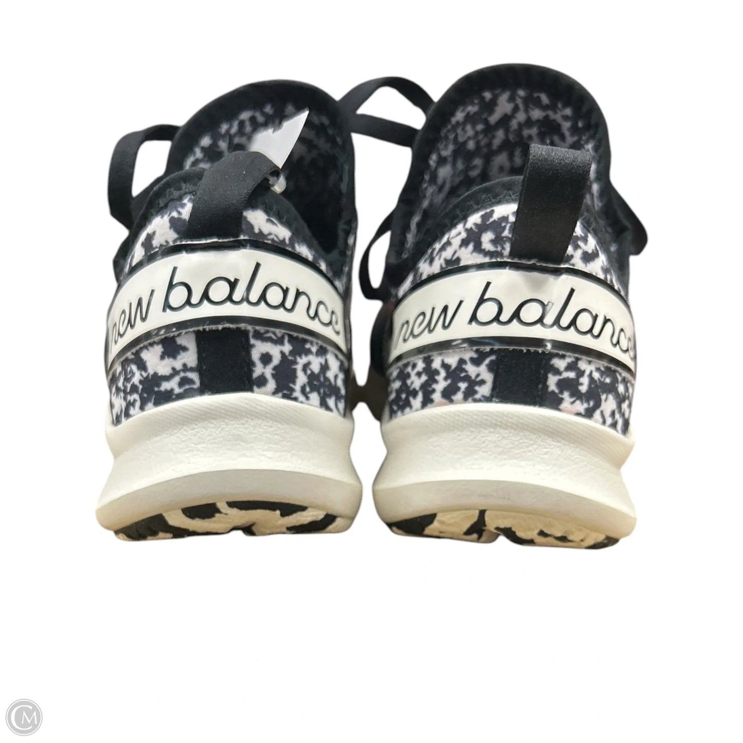 Shoes Athletic By New Balance In Black & White, Size: 6