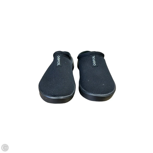 Shoes Flats By Oofos In Black, Size: 9