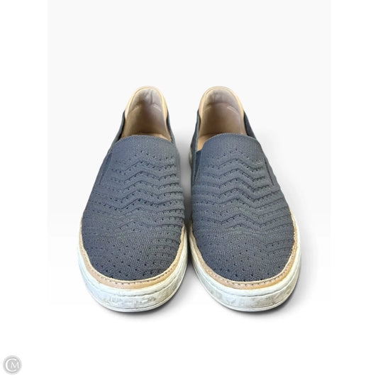 Shoes Designer By Ugg In Grey, Size: 8.5
