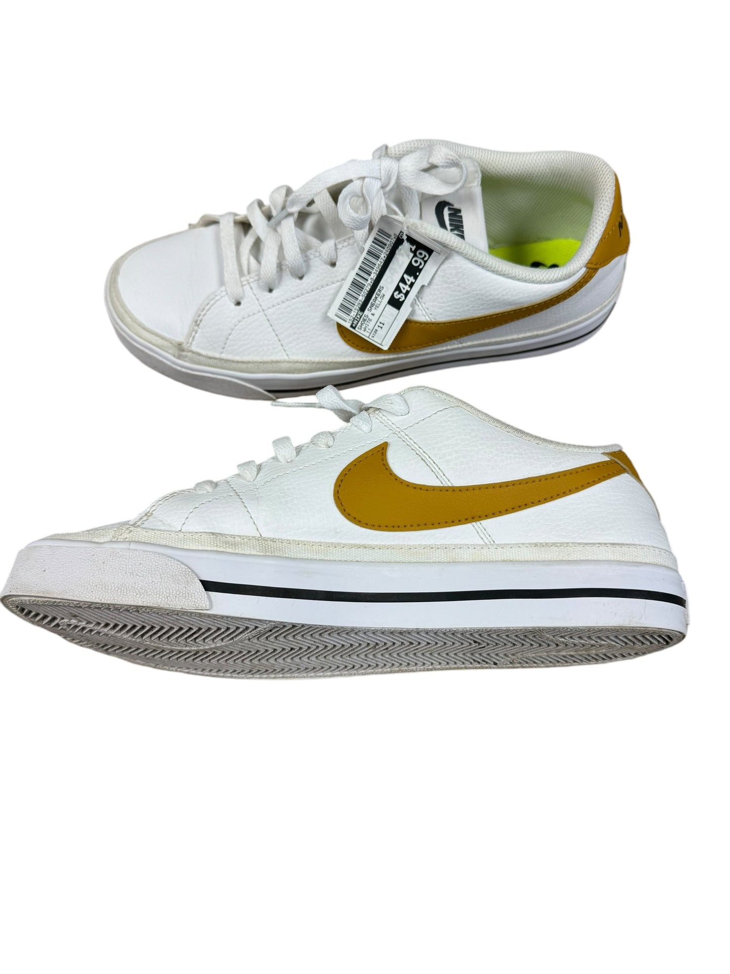 Shoes Sneakers By Nike In White & Yellow, Size: 11