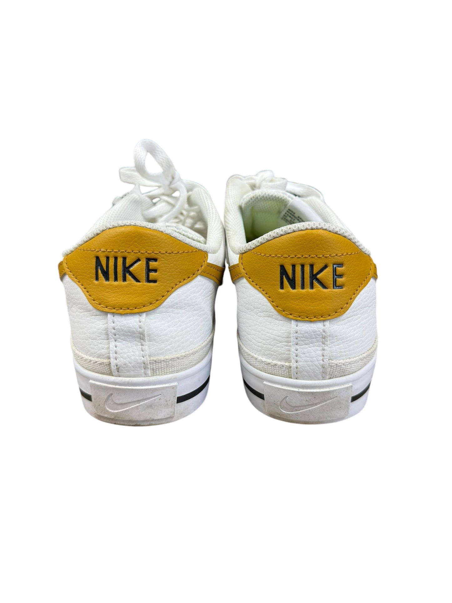 Shoes Sneakers By Nike In White & Yellow, Size: 11