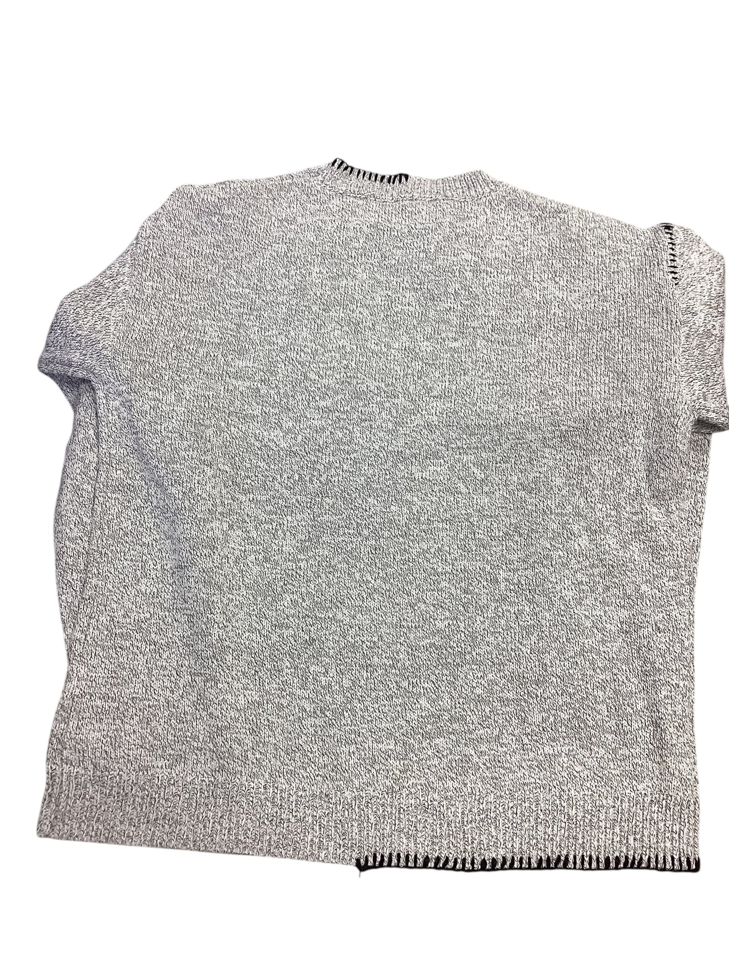 Sweater By Cmc In Grey, Size: Xl