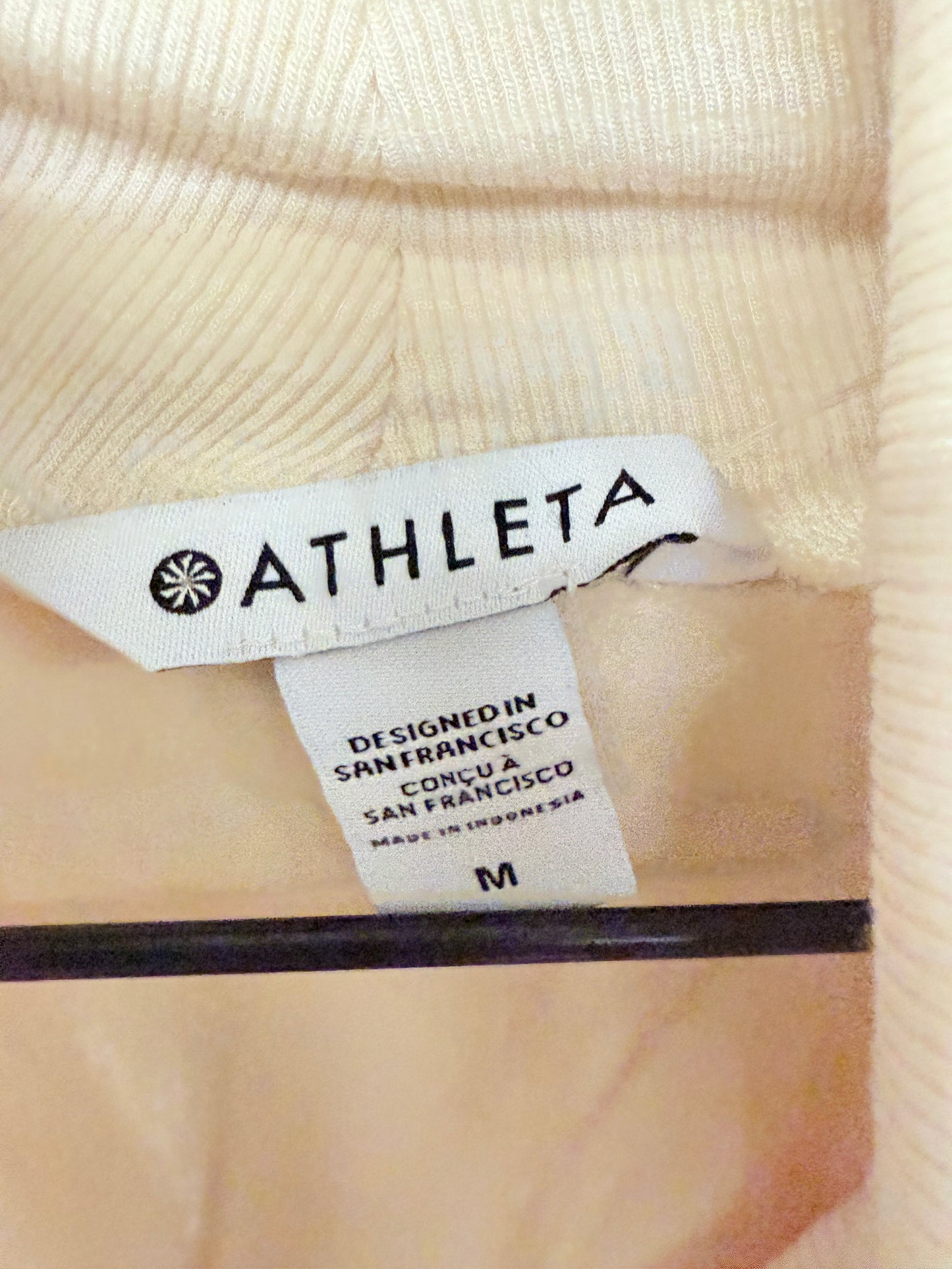 Athletic Top Long Sleeve Collar By Athleta In Cream, Size: M