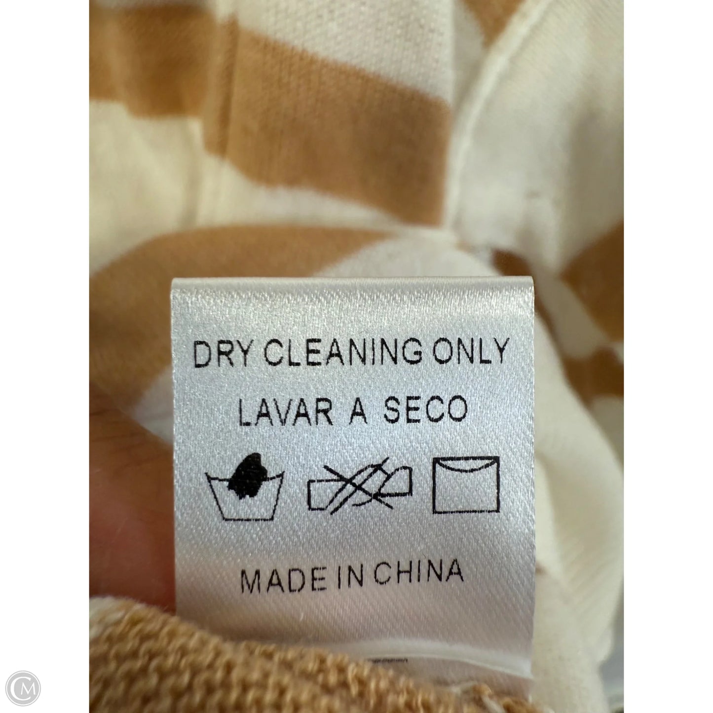 Top Long Sleeve By Cmc In Tan & White, Size: L