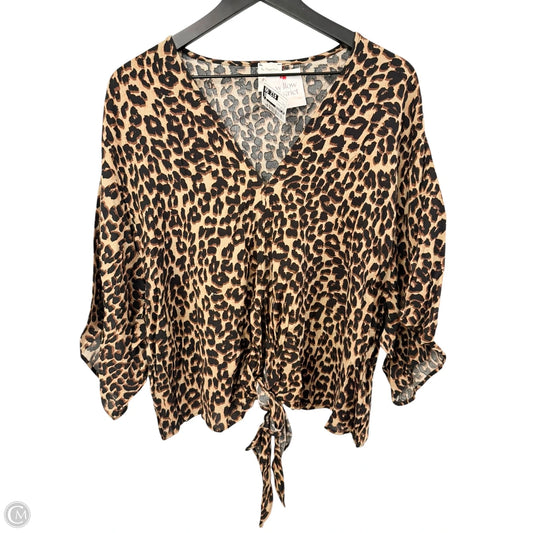 Top Short Sleeve By By Together In Animal Print, Size: L