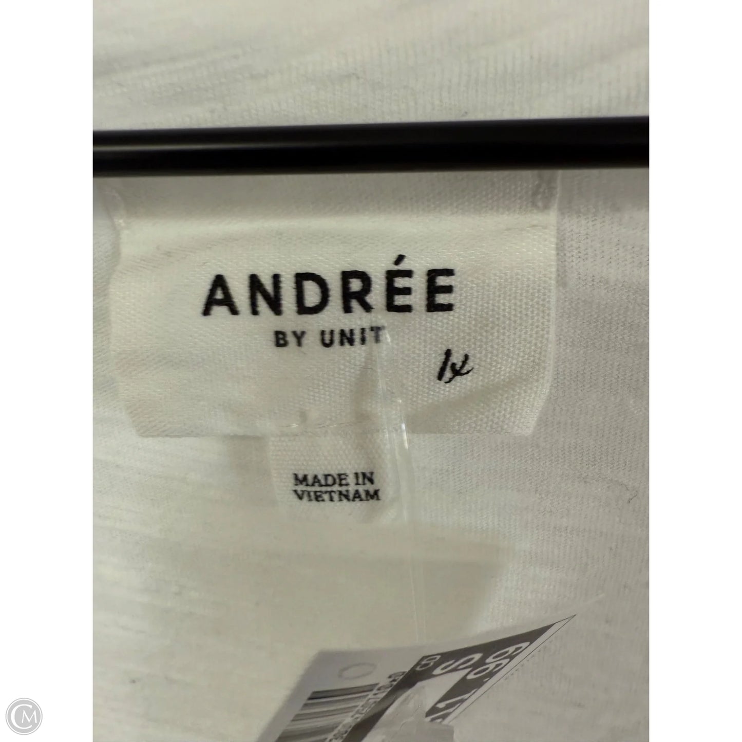 Top Short Sleeve By Andree By Unit In White, Size: Xl