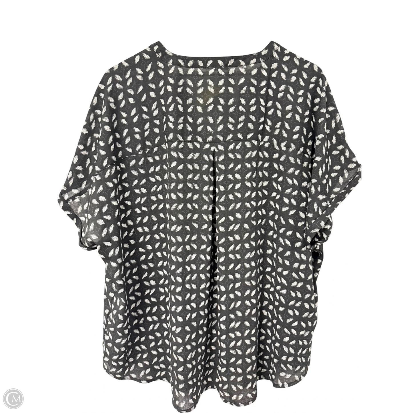 Top Short Sleeve By Maurices In Black, Size: 2x