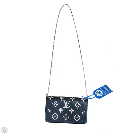 Crossbody Luxury Designer By Louis Vuitton, Size: Small
