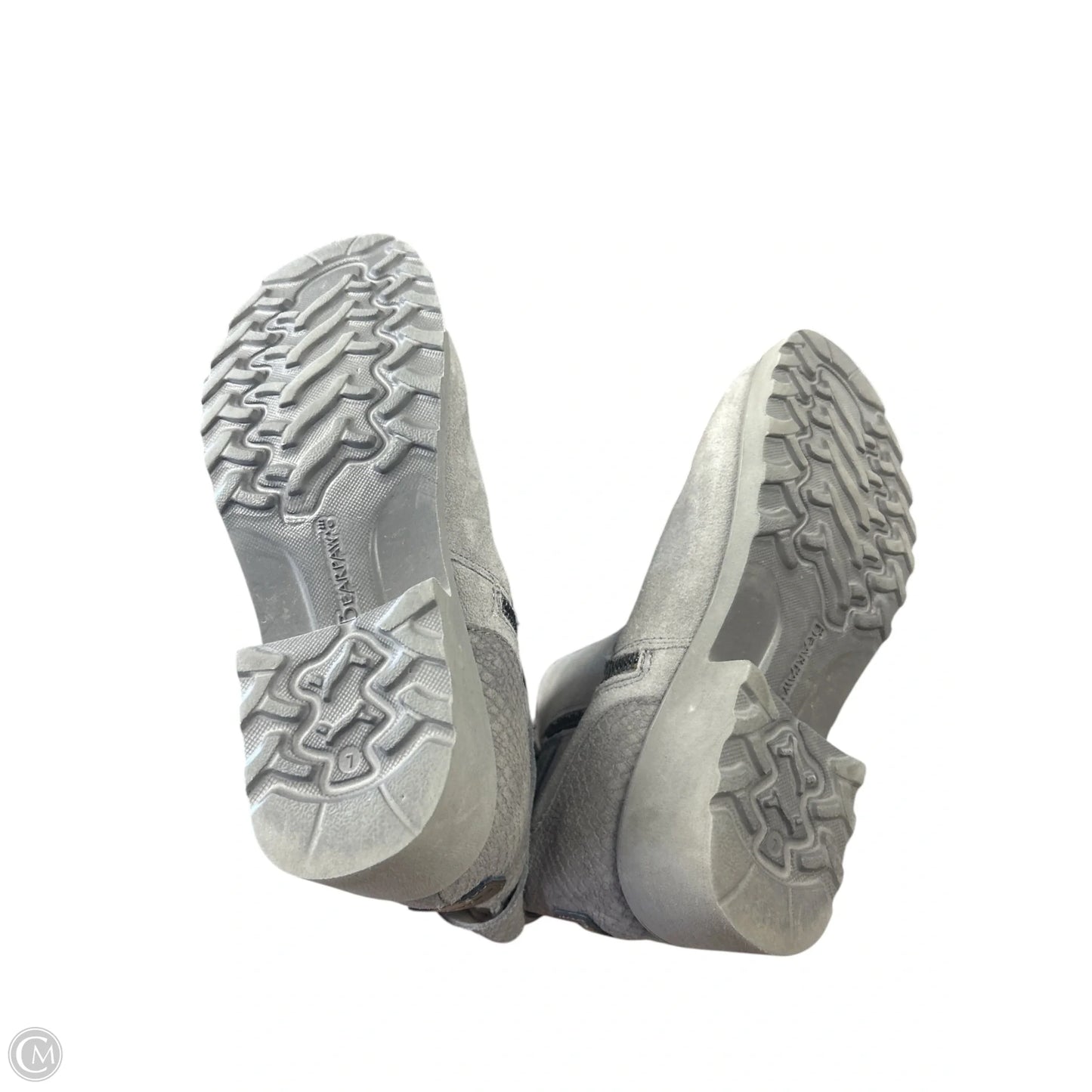 Boots Mid-calf Flats By Bearpaw In Grey, Size: 7