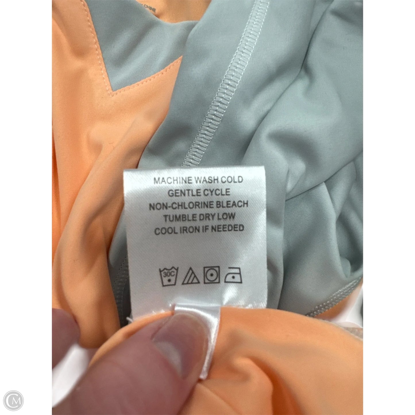 Athletic Top Long Sleeve Crewneck By Clothes Mentor In Orange, Size: S