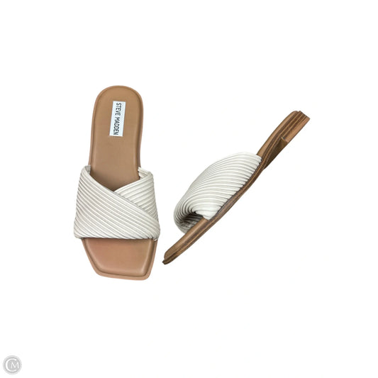 Sandals Flats By Steve Madden In Tan, Size: 7