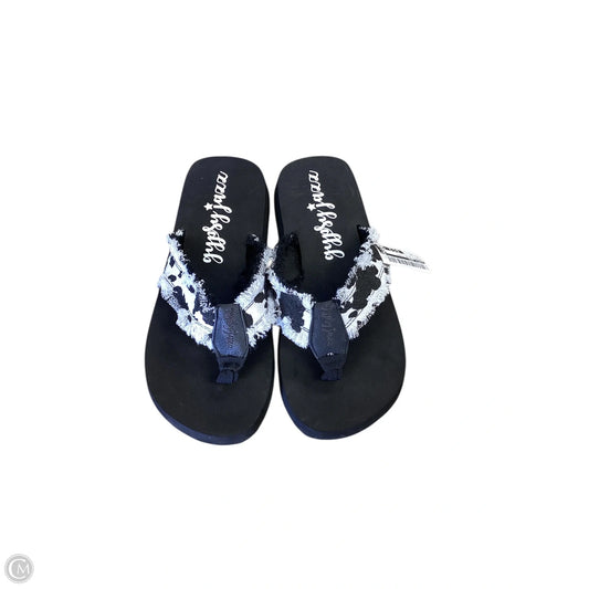 Sandals Flip Flops By Gypsy Jazz In Black & White, Size: 10
