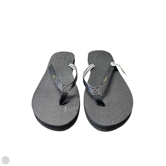 Sandals Flip Flops By Clothes Mentor In Black, Size: 11