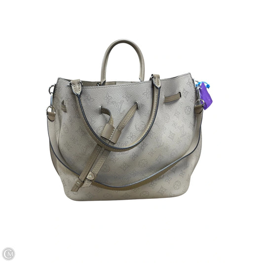 Handbag Luxury Designer By Louis Vuitton, Size: Large