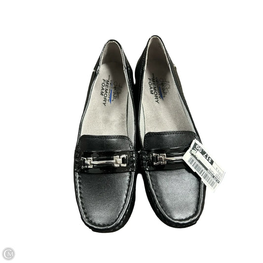Shoes Flats By Life Stride In Black, Size: 7.5