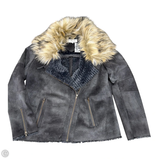 Coat Faux Fur & Sherpa By Cmb In Grey, Size: M