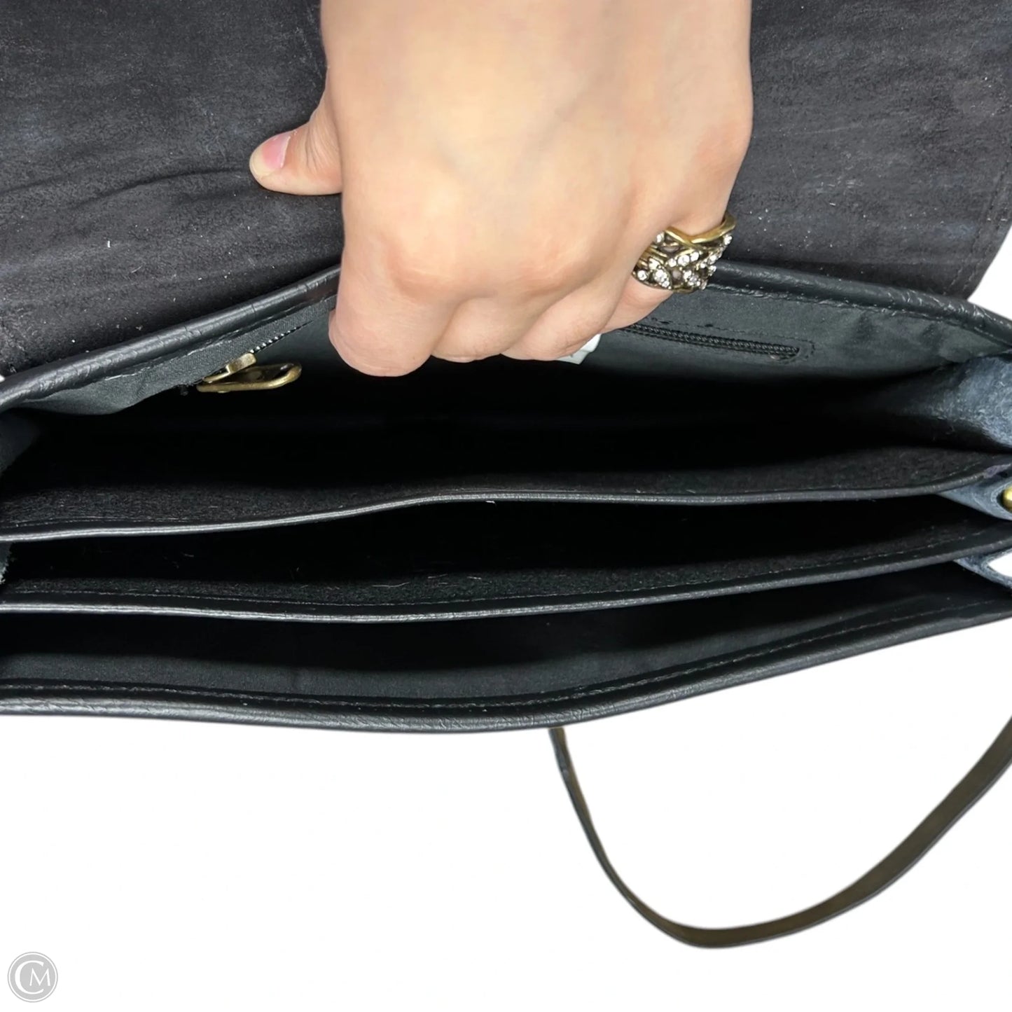 Crossbody Leather By Clothes Mentor, Size: Medium