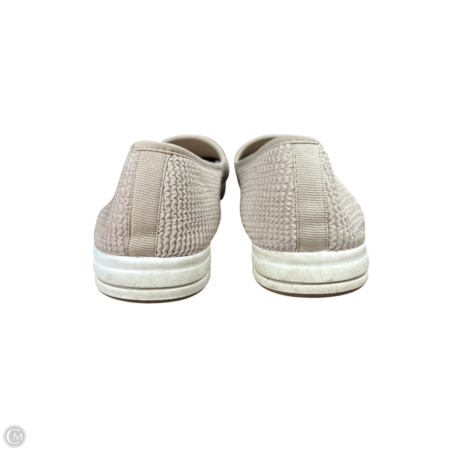 Shoes Flats By Clarks In Tan, Size: 7