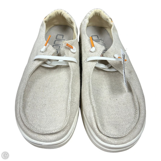Shoes Flats By Hey Dude In Cream, Size: 8