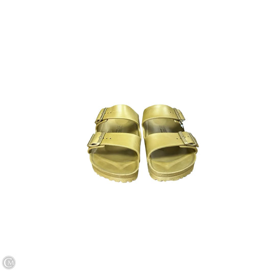 Sandals Flats By Birkenstock In Gold, Size: 9