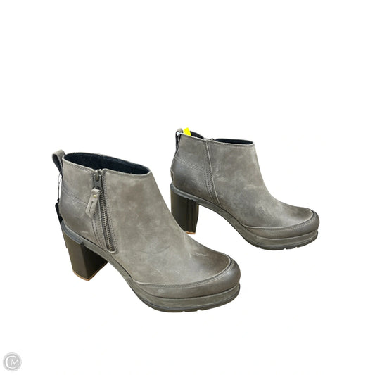 Boots Ankle Heels By Sorel In Grey, Size: 9