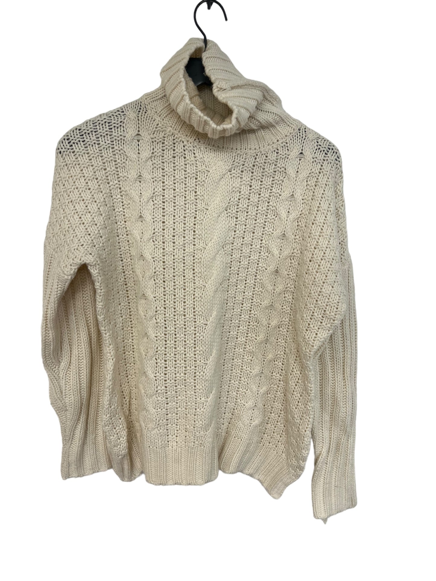 Ivory Sweater Clothes Mentor, Size M