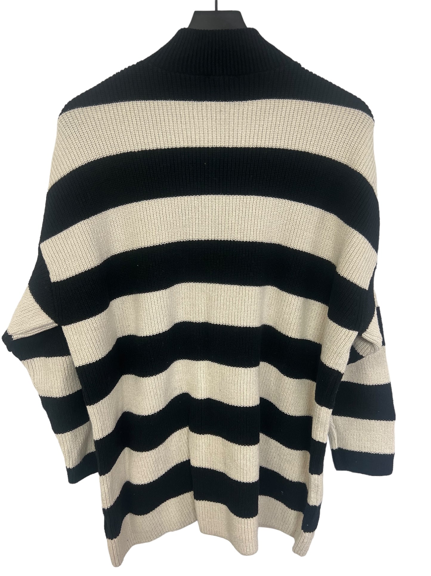 Sweater By Express In Black & White, Size: Xl