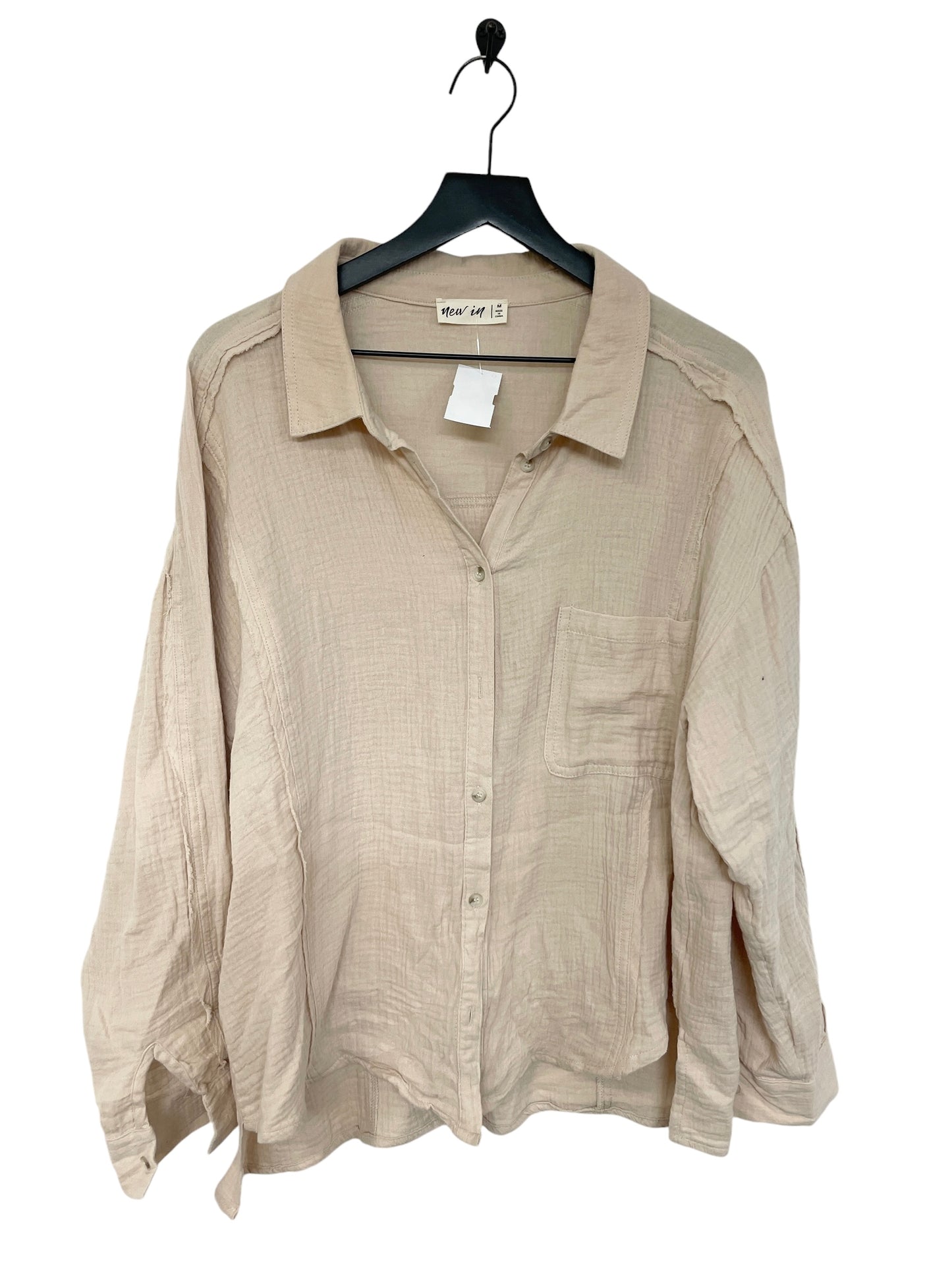 Blouse Long Sleeve By Clothes Mentor In Cream, Size: M