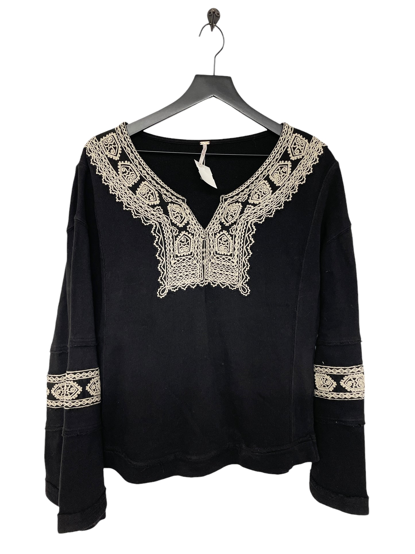 Top Long Sleeve By Free People In Black, Size: S