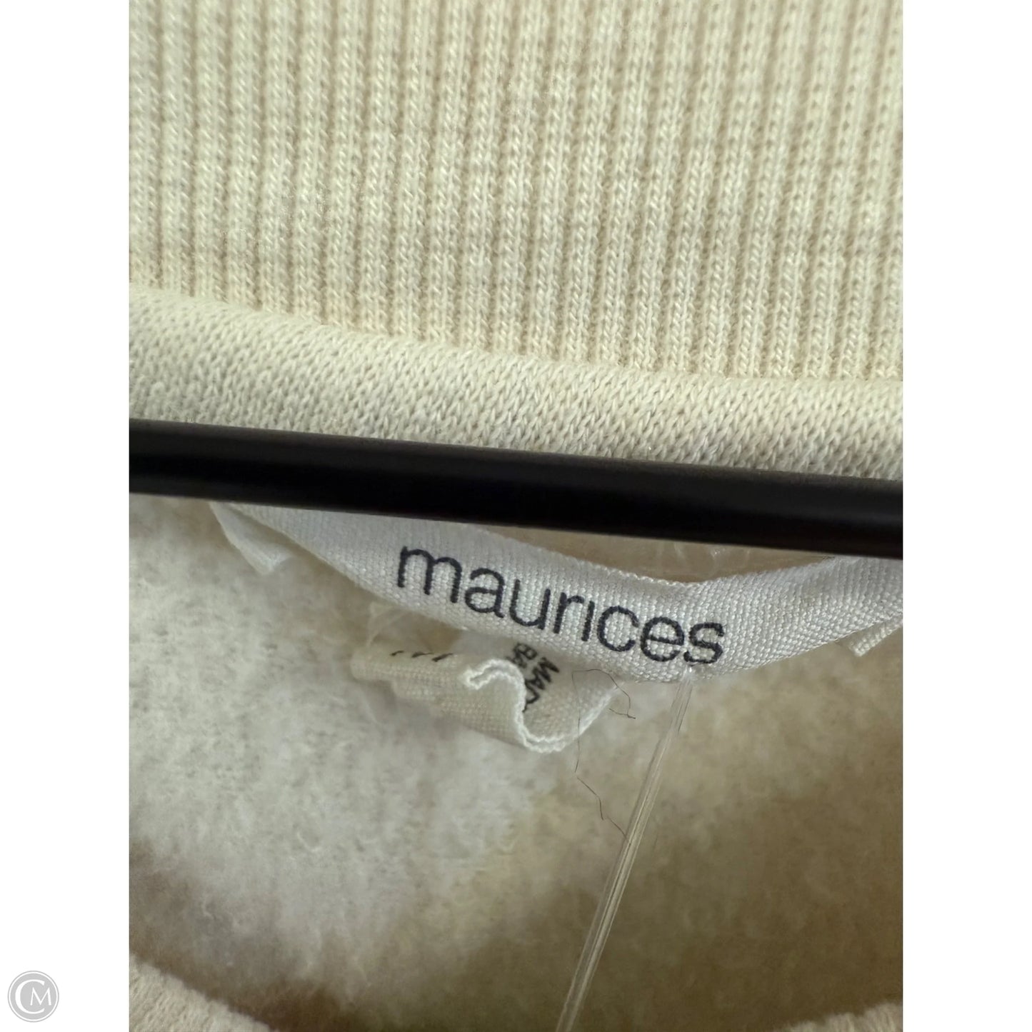 Sweatshirt Crewneck By Maurices In Cream, Size: M