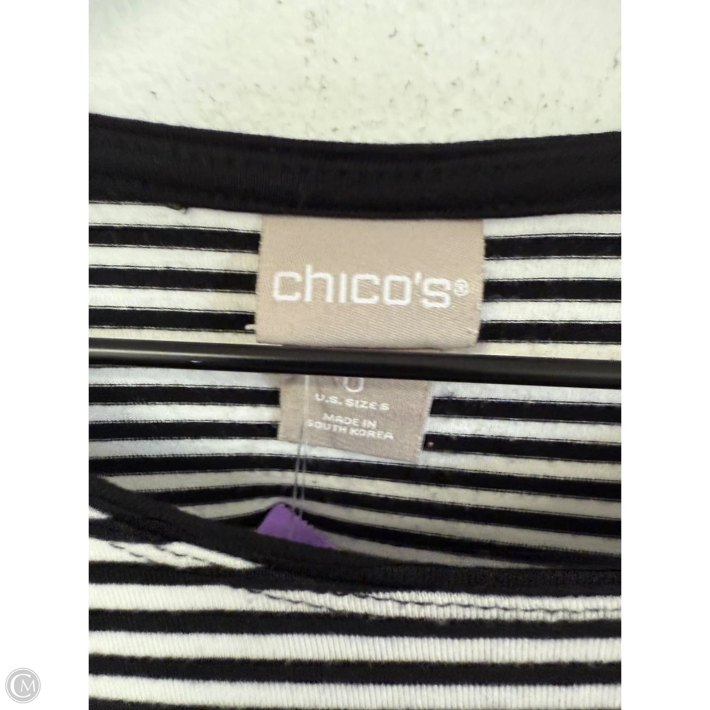 Top Long Sleeve Basic By Chicos In Black & White, Size: S