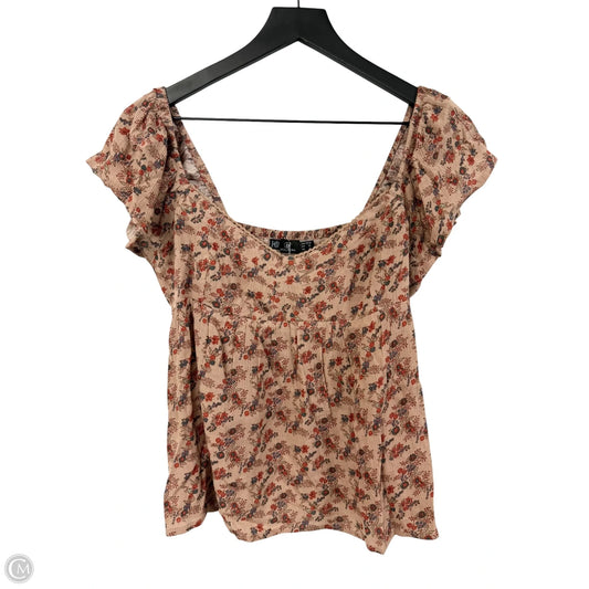 Top Short Sleeve By Clothes Mentor In Tan, Size: M